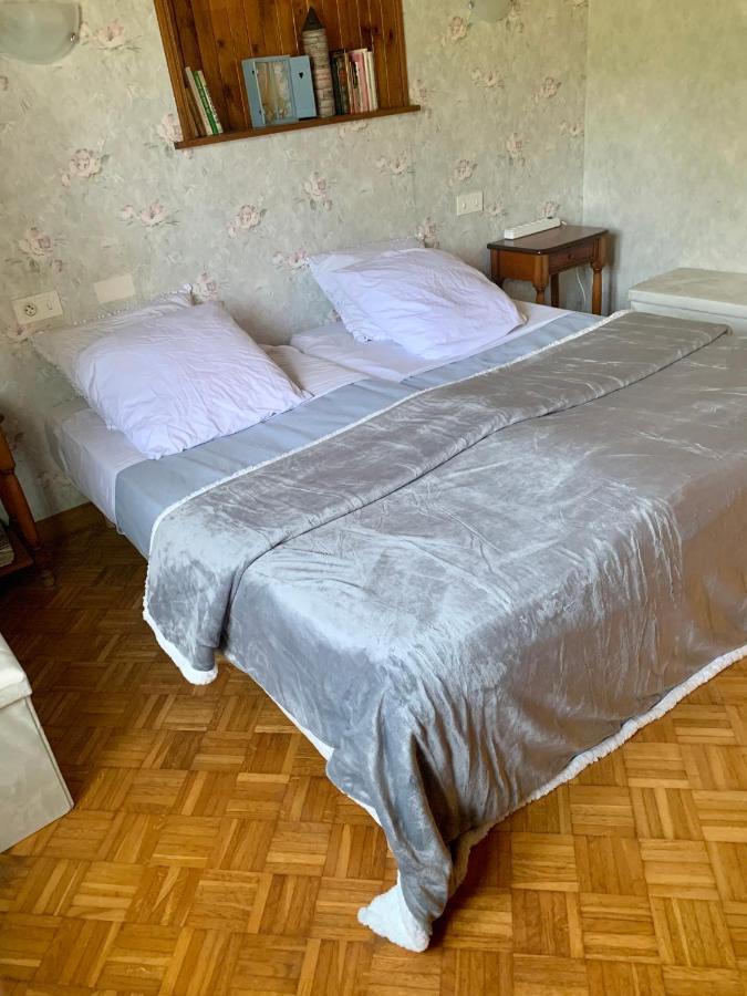 Dormez dans la chambre du meunier ! Germolles-sur-Grosne Extérieur photo